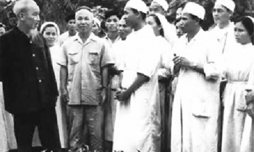 Tư tưởng Hồ Chí Minh về công tác chăm sóc sức khỏe nhân dân