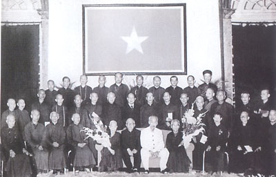 Bác Hồ với các đại biểu Hội Phật giáo Việt Nam, ngày 03/01/1957