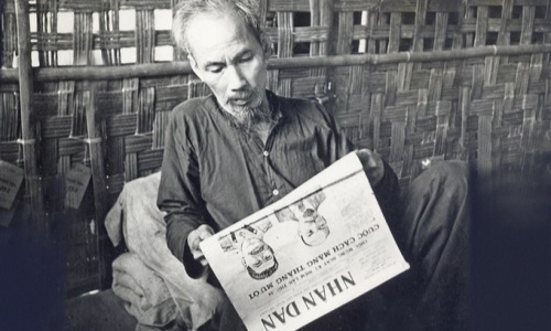 Người làm báo cách mạng học tập đạo đức báo chí Hồ Chí Minh