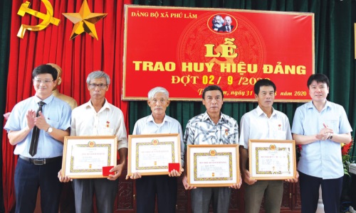 Nhiều cách làm hay ở Đảng bộ xã Phú Lâm