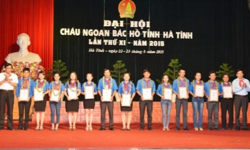 Hà Tĩnh khen thưởng các "Cháu ngoan Bác Hồ" xuất sắc