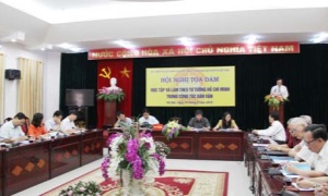 Học tập và làm theo tấm gương đạo đức Hồ Chí Minh trong công tác dân vận