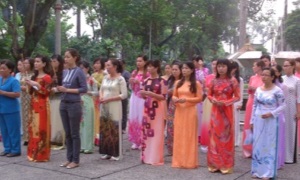 “Hành trình trao yêu thương” của phụ nữ quận 5 (TP Hồ Chí Minh)