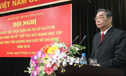 Tiếp tục đẩy mạnh học tập và làm theo tấm gương đạo đức Hồ Chí Minh