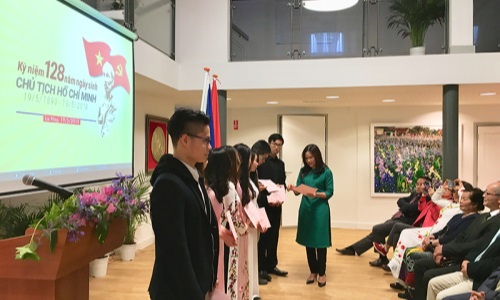 Đại sứ quán Việt Nam tại Hà Lan tổ chức Lễ kỷ niệm 128 năm Ngày sinh Chủ tịch Hồ Chí Minh