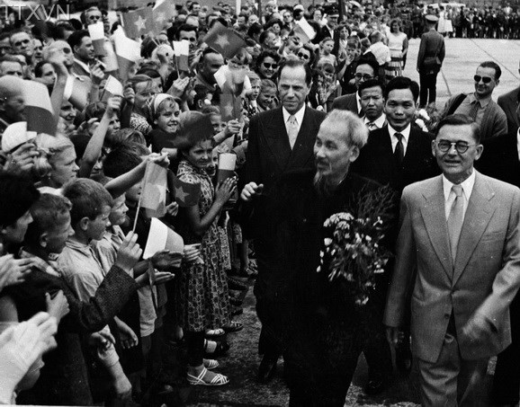 Tư liệu ảnh Chủ tịch Hồ Chí Minh với quốc tế