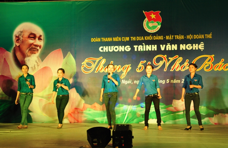 Tháng 5 Nhớ Bác! - Hồ Chí Minh