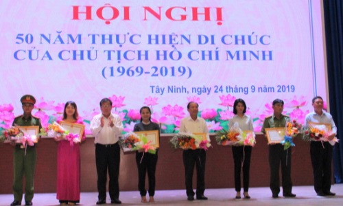 Tây Ninh: Đổi mới, nâng cao chất lượng, hiệu quả việc thực hiện Chỉ thị 05 gắn với công tác xây dựng Đảng