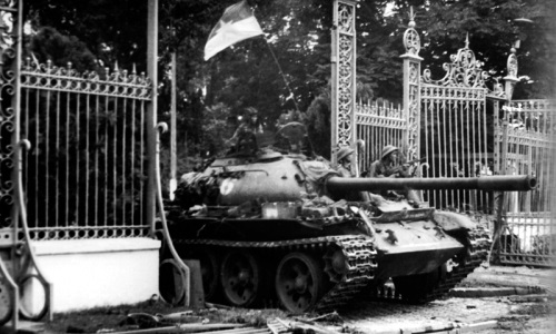 30.4.1975 - Ngày độc lập thống nhất -  kỷ nguyên mới của Việt Nam