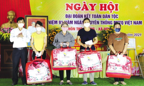Bắc Ninh: Nêu gương theo Bác ở Đảng bộ Yên Phong