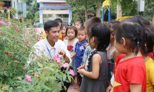 Lào Cai: Làm những điều tốt đẹp nhất cho các em