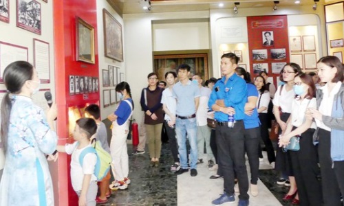 Giới thiệu kỷ yếu “Sự kiện Nguyễn Tất Thành - Hồ Chí Minh đi tìm đường cứu nước: Ý nghĩa lịch sử và giá trị thời đại”