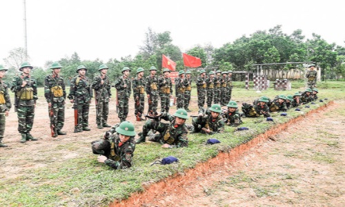 Nhiều điển hình trong thực hiện Chỉ thị 05-CT/TW ở Đảng bộ Quân sự tỉnh Quảng Trị