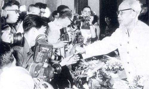 Nguyễn Ái Quốc và sự ra đời của báo chí cách mạng Việt Nam