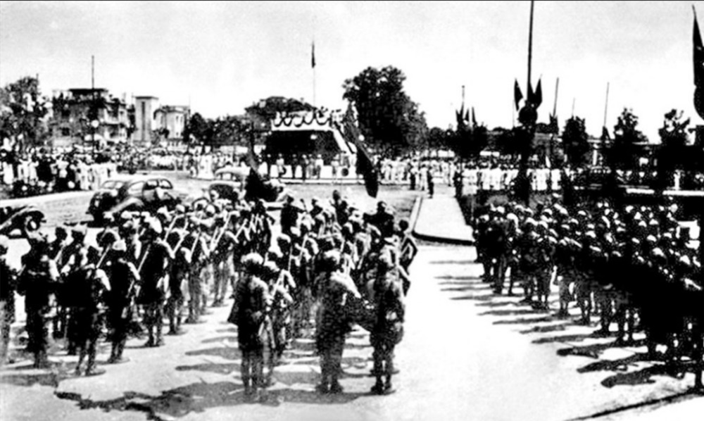 Quang cảnh lễ độc lập tại Quảng trường Ba Đình, Hà Nội ngày 2/9/1945. (Ảnh tư liệu)