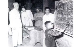 Chủ tịch Hồ Chí Minh – Người Thầy giáo vĩ đại của dân tộc Việt Nam