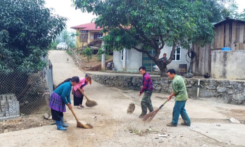 Lào Cai: Tích cực nêu gương trong học Bác