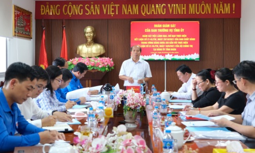 Tỉnh Đoàn Long An thực hiện mô hình hay trong học và làm theo gương Bác