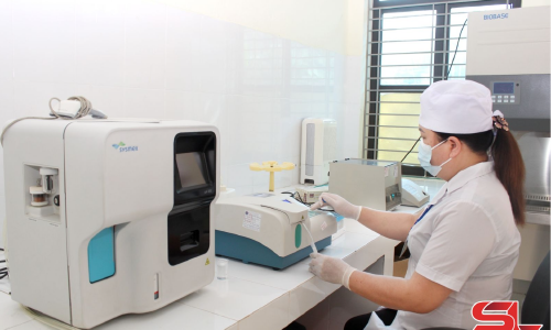 Rèn luyện y đức, tinh luyện y thuật, vì sức khỏe của nhân dân