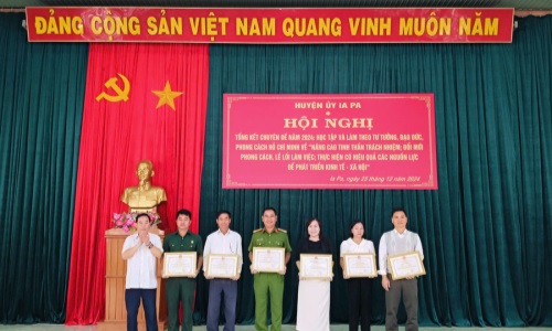 Ia Pa tổng kết chuyên đề “Học tập và làm theo tư tưởng, đạo đức, phong cách Hồ Chí Minh” năm 2024