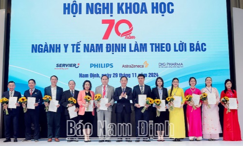 Hội nghị khoa học 70 năm Ngành Y tế Nam Định làm theo lời Bác