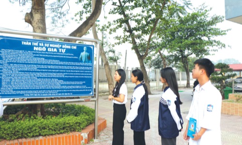 Học và làm theo Bác để dạy tốt, học tốt