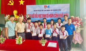 Đảng bộ xã Khánh Hòa học tập và làm theo gương Bác