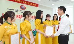 Hiện thực hóa khát vọng vào Đảng