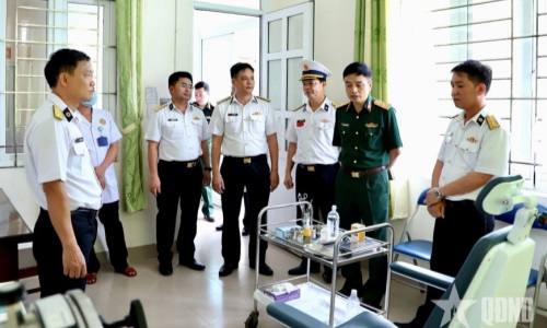 Thầy thuốc quân y học tập và làm theo tư tưởng, đạo đức, phong cách Hồ Chí Minh