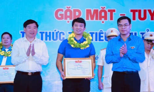 Những thanh niên tiêu biểu học và làm theo Bác