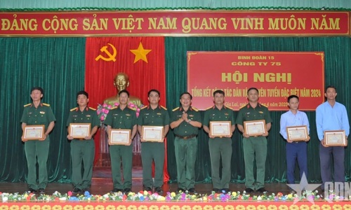 Công ty 75 học tập và làm theo bác bằng những việc cụ thể hằng ngày