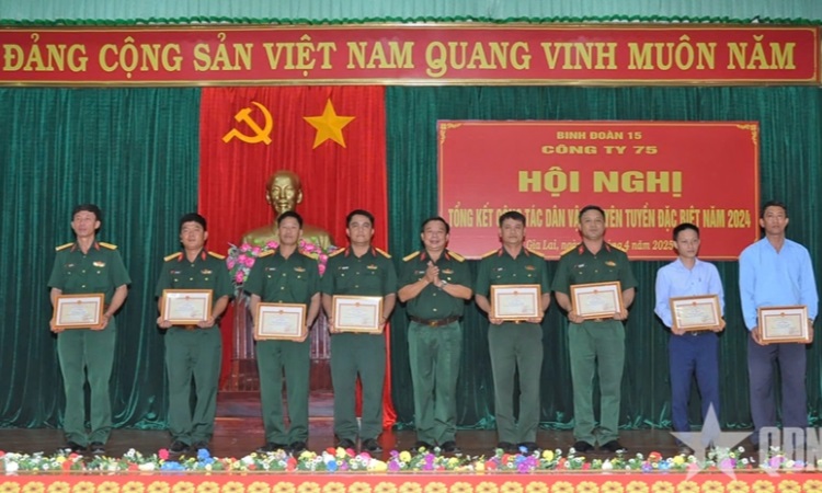 Công ty 75 học tập và làm theo bác bằng những việc cụ thể hằng ngày
