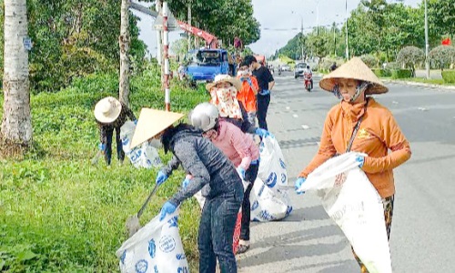Học và làm theo Bác từ những việc làm những thiết thực