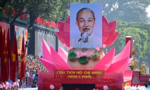 Bài viết của Tổng Bí thư Tô Lâm: Bác vẫn cùng chúng ta hành quân