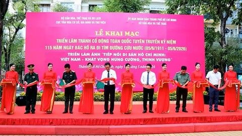 Nhiều hoạt động triển lãm kỷ niệm 136 năm Ngày sinh Chủ tịch Hồ Chí Minh