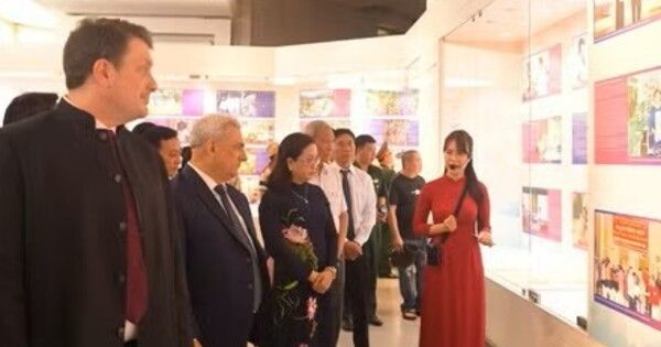 Vinh danh 136 tấm gương bình dị mà cao quý trong học tập và làm theo tư tưởng, đạo đức, phong cách Hồ Chí Minh