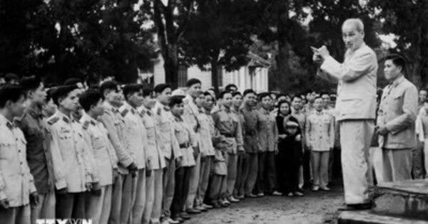 Chỉ thị số 07: Học tập và thực hành theo Bác là nhiệm vụ trọng yếu, thường xuyên