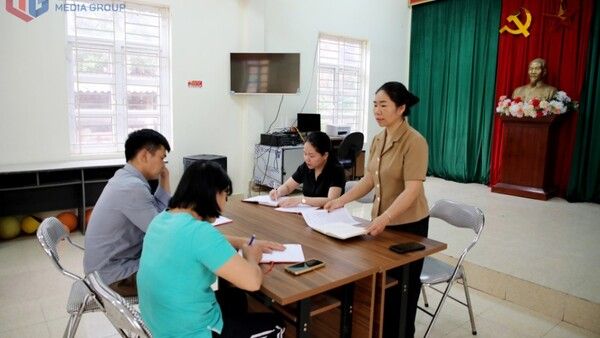 Những bí thư chi bộ “giữ lửa lòng dân”