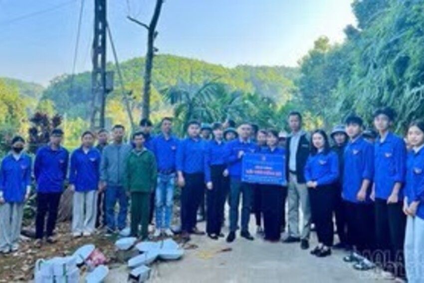 Những đảng viên trẻ, thanh niên tiêu biểu học và làm theo lời Bác