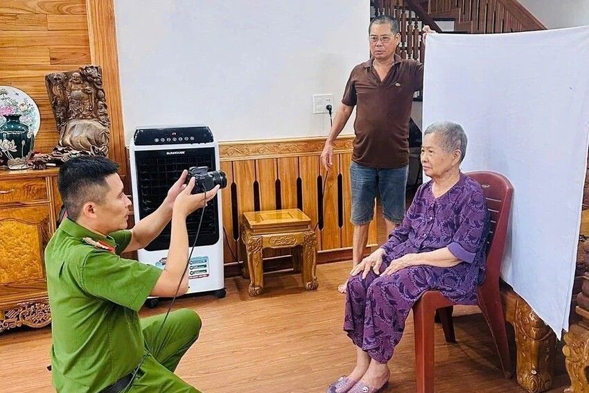 Công an Lạc Sơn học và làm theo Bác