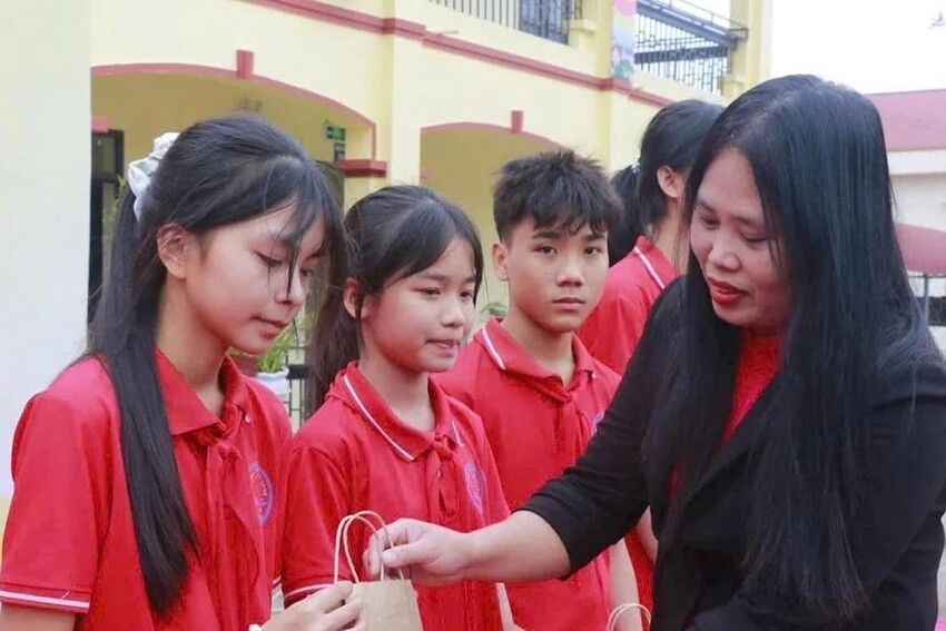 Gieo điều tốt đẹp từ bục giảng