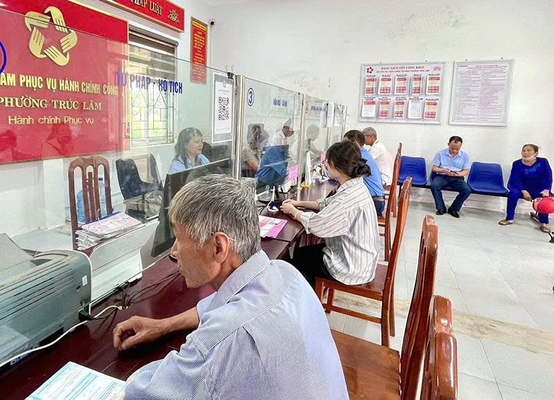 Nâng cao chất lượng phục vụ Nhân dân