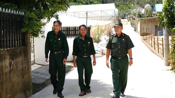 Học Bác từ những việc làm thiết thực