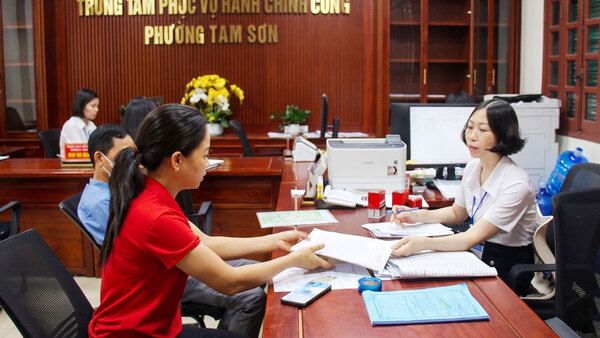 Phường Tam Sơn: Lấy người dân là trung tâm phục vụ