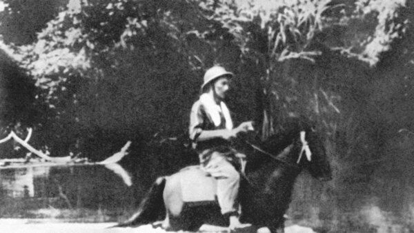 Phim tài liệu: Đường về Tổ quốc