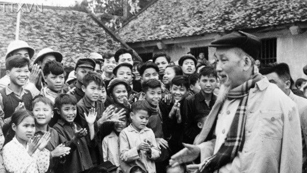 Phim tài liệu: 79 mùa xuân