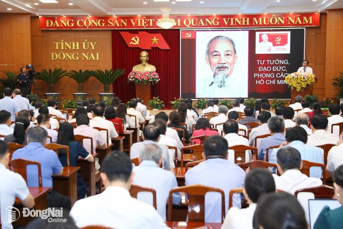 Tỉnh ủy Đồng Nai tổ chức học tập và làm theo tư tưởng, đạo đức, phong cách Hồ Chí Minh về chuyên đề năm 2026