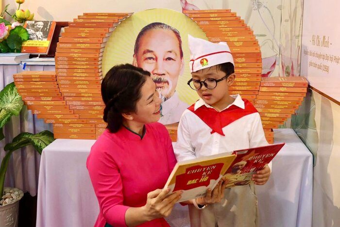 Không gian văn hóa Hồ Chí Minh lan tỏa từ doanh nghiệp đến cơ sở tôn giáo