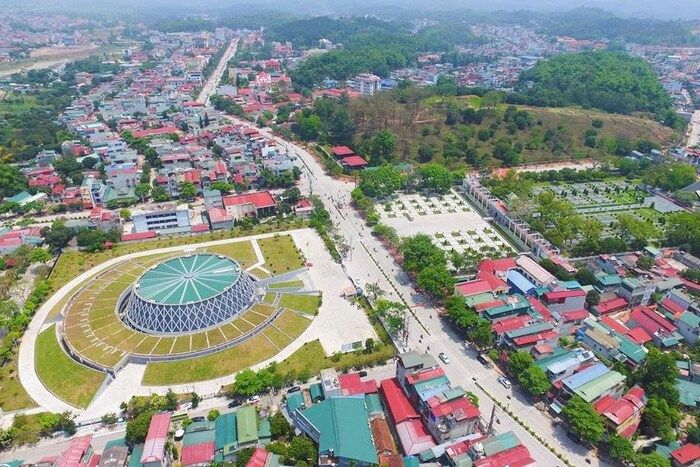 Giải pháp thúc đẩy việc học tập và làm theo tư tưởng, đạo đức, phong cách Hồ Chí Minh ở tỉnh Điện Biên