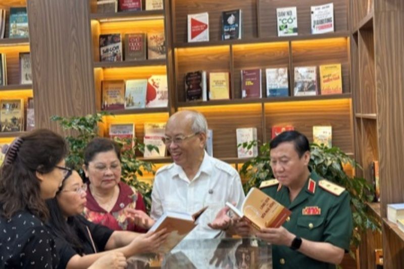 Triển lãm sách kỷ niệm 55 năm thực hiện Di chúc của Chủ tịch Hồ Chí Minh